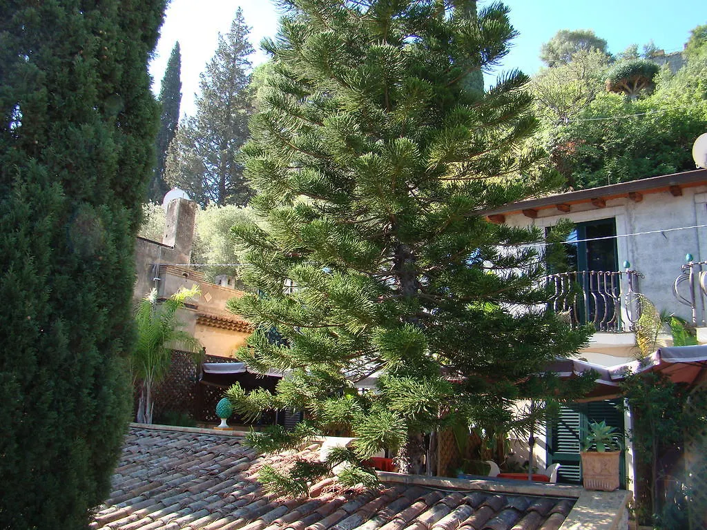 Sirami Apartments 0*, Taormina Italy